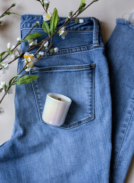 3.5oz Sun kissed Jeans Candle