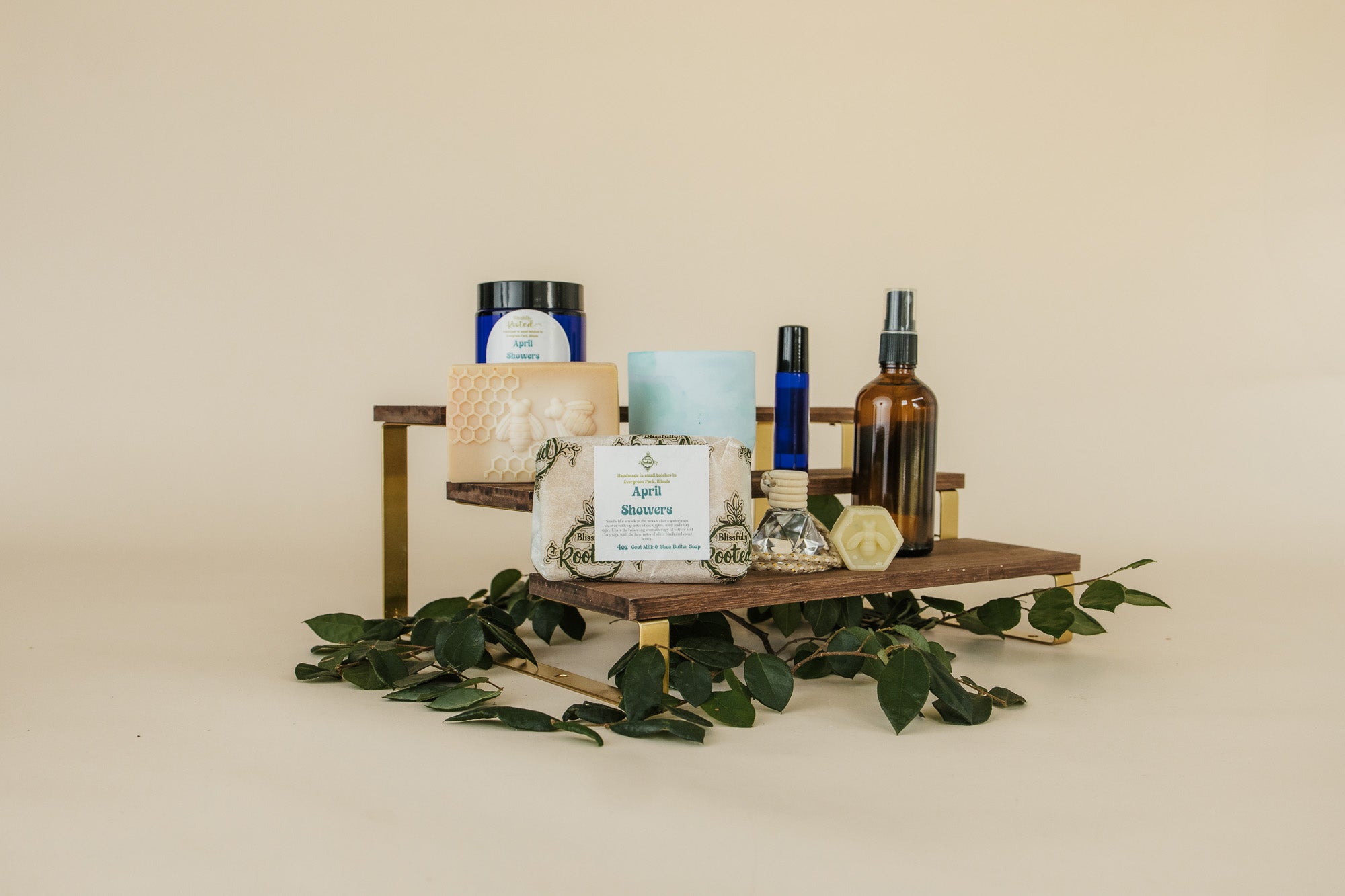 April Showers Beeswax Candle – Clary Sage & Vetiver – All-Natural, Balances Hormones & Soothes Anxiety