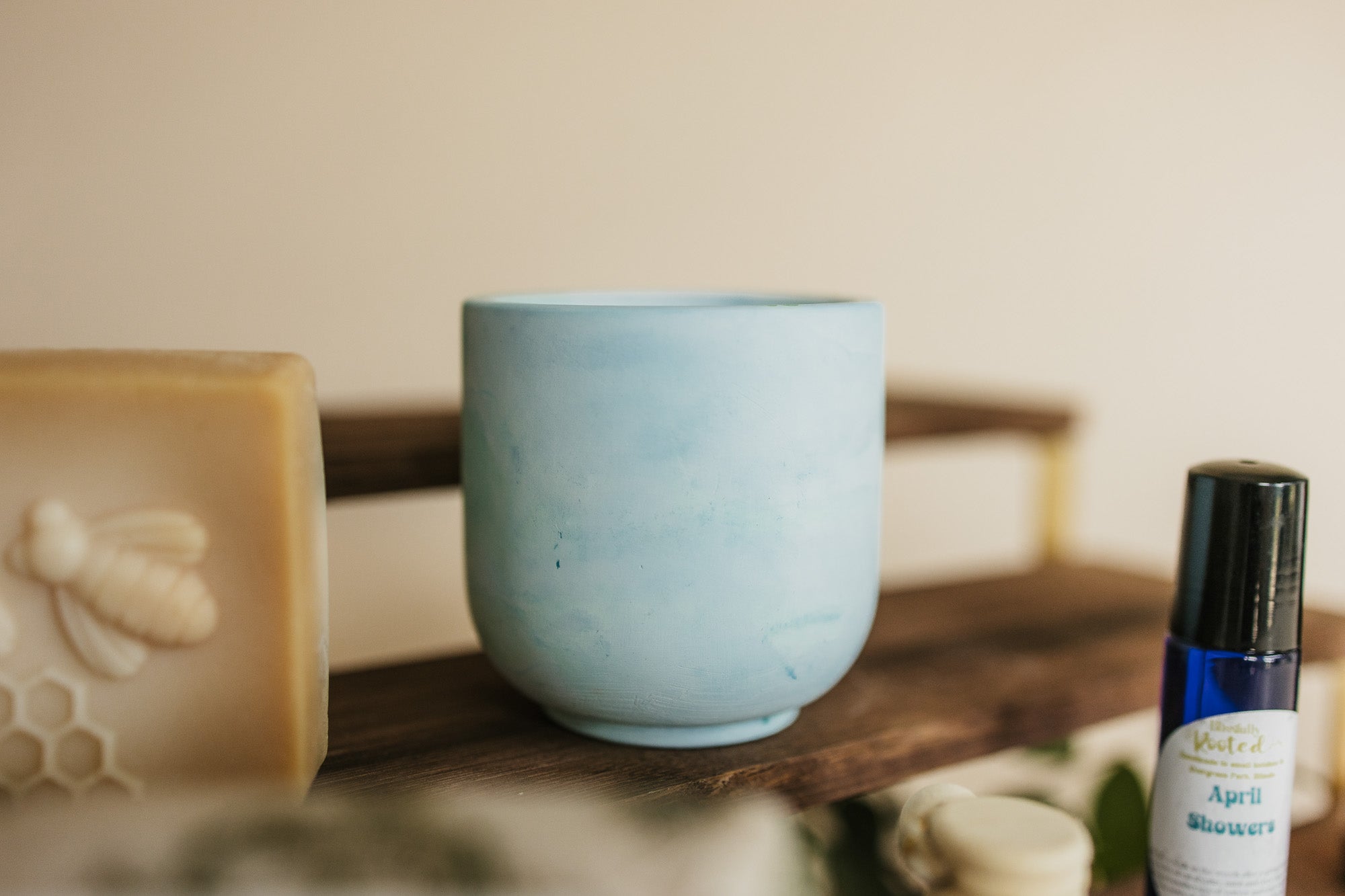 April Showers Beeswax Candle – Clary Sage & Vetiver – All-Natural, Balances Hormones & Soothes Anxiety